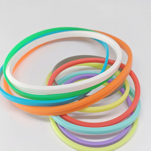 Silicone seal for food storage containers